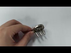 Conector hermético para veículos elétricos