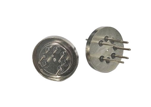 Conectores de passagem herméticos SEM VAZAMENTO com acabamento banhado a cobre e revestimento de contato em ouro/prata