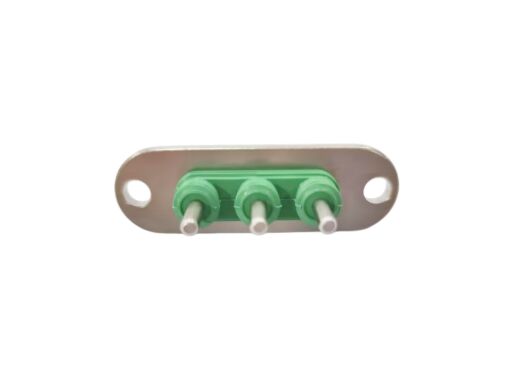 Conector hermético para veículo elétrico com dureza HA75°±5°, fornecendo resistência dielétrica 3000VAC, garantindo fornecimento seguro de energia EV