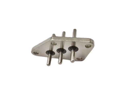 Tipo de Conector Conector Elétrico Hermético para Veículos Elétricos Corrente Máxima de Trabalho 30A Adequado para Soluções Robustas de Carregamento de Veículos Elétricos